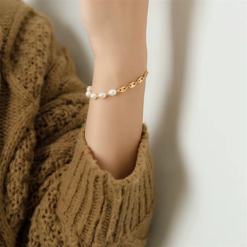 Aphrodite  - Bracelet grain de café perle